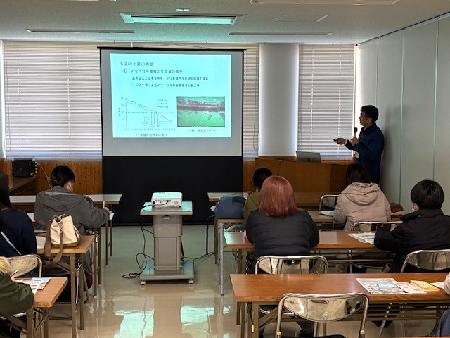 おさかな学習室　見学
【岡山東エリア環境・考えるPJ】