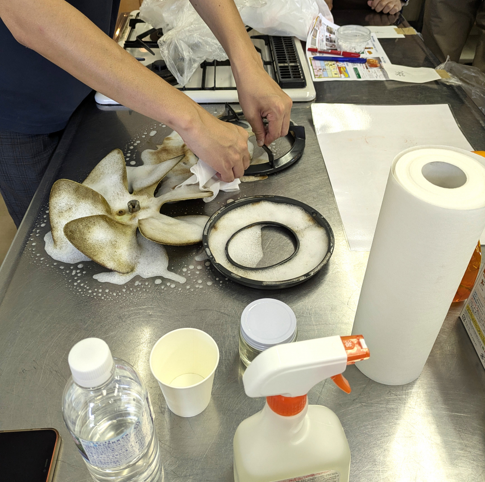 トップ産業(株)商品セミナー　～お掃除のコツを一緒に学びませんか!～
【岡山西エリア福田コープ委員会】