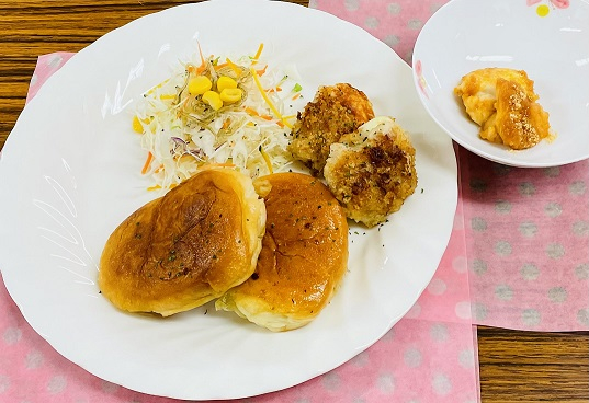 コープおかやま豚（産直提携40周年）　牛窓ちりめん（利用登録開始10周年） こだわりを知って調理して食べてみよう