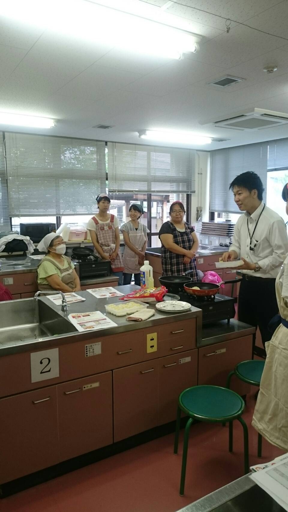 イートアンドさんに学ぼう!プロが教える大阪王将餃子の焼き方
【岡山西エリア加茂コープ委員会】