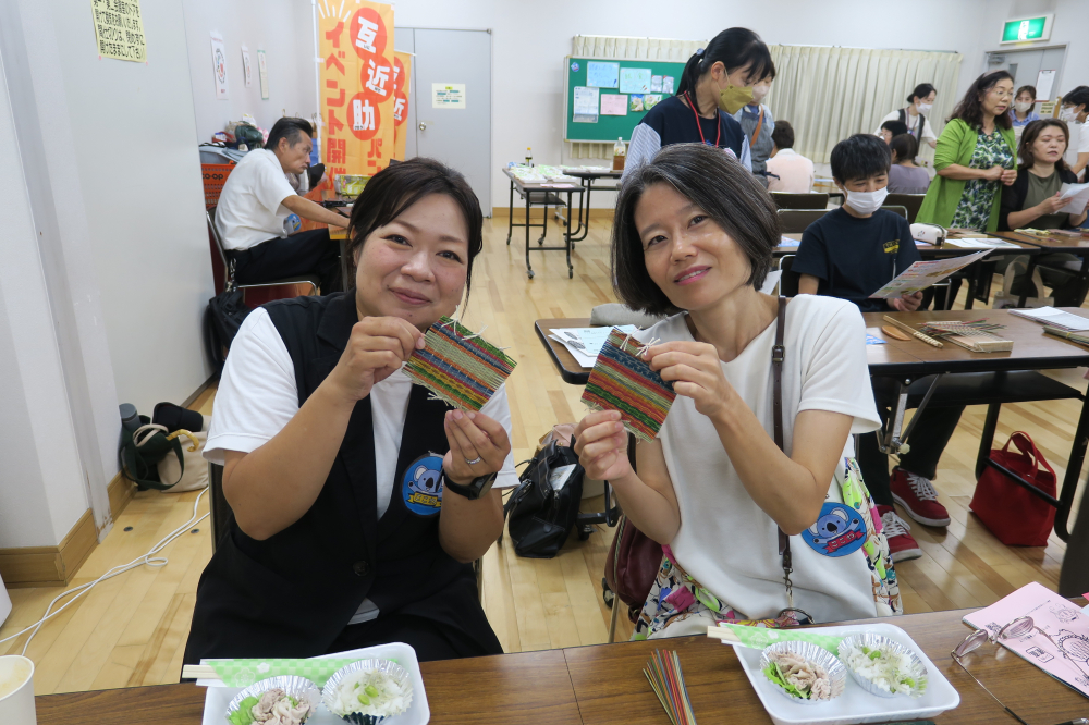 シニアサロンここわ「い草を使ってコースターを作ろう」
【倉敷エリア平和とくらしPJ】