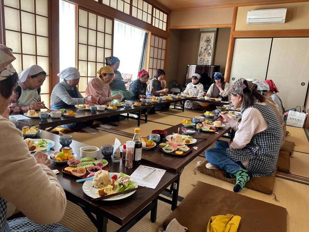 年末おすすめ商品 お知らせ会
【岡山西エリア藤田北コープ委員会】