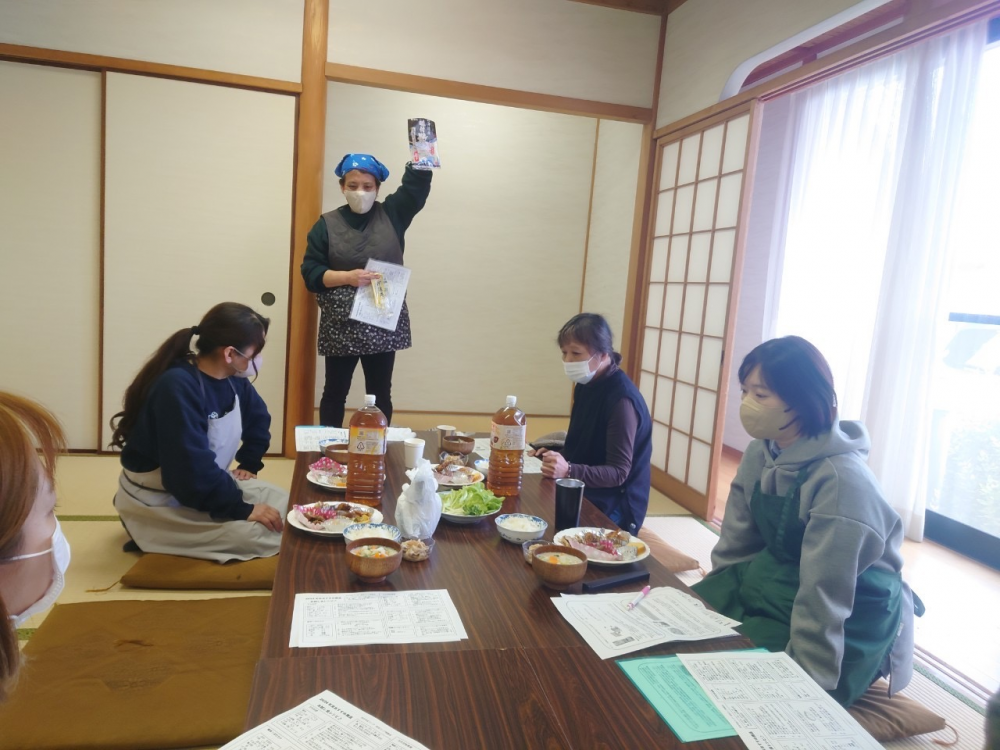 CO・OP年末おすすめ商品試食会
【岡山東エリア政田コープ委員会】