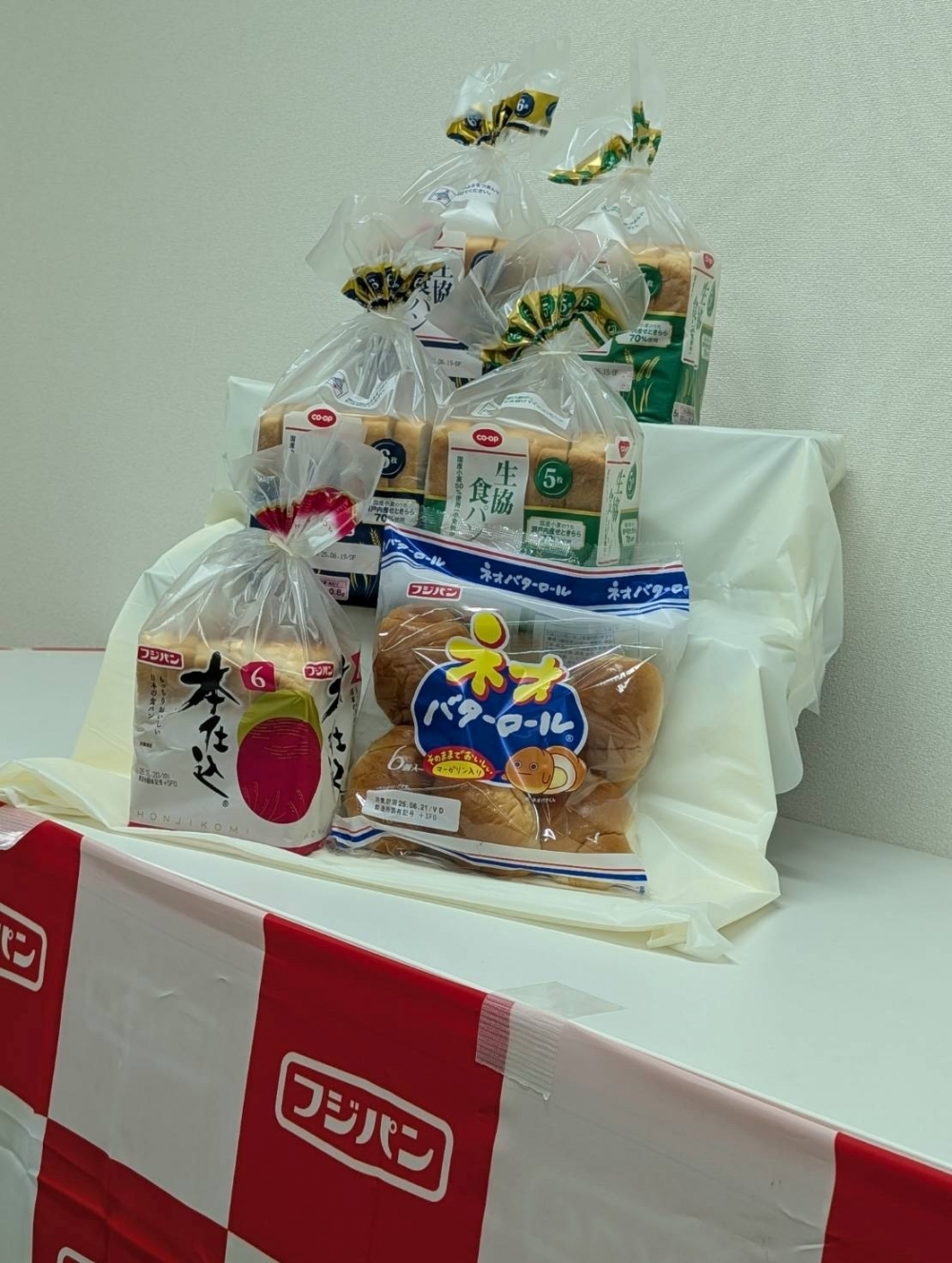 中国フジパン工場見学
【岡山西エリア芳田コープ委員会】