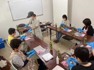 和菓子作り
【岡山東エリア伊部コープ委員会】