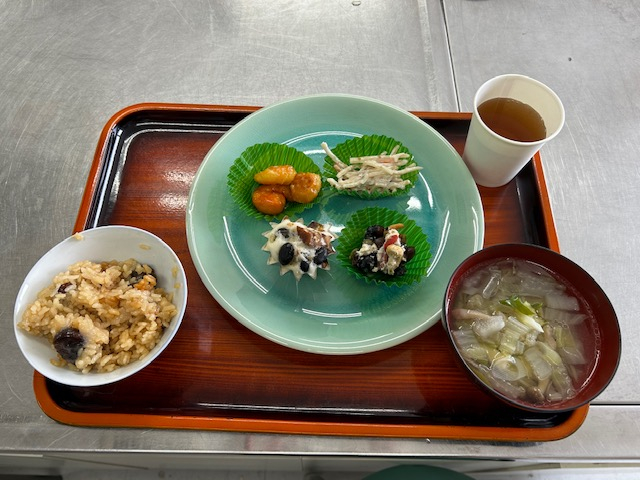 手軽にアレンジ　いつものおせちにプラスワン
【岡山東エリアいきいき委員会】