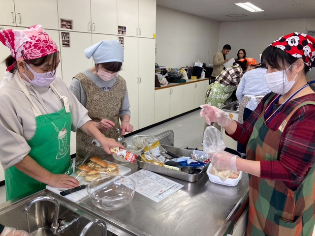 コープおかやま豚・牛窓ちりめん　こだわりを知って調理して食べてみよう!
【岡山東エリアCコレ商品学習実行委員会】