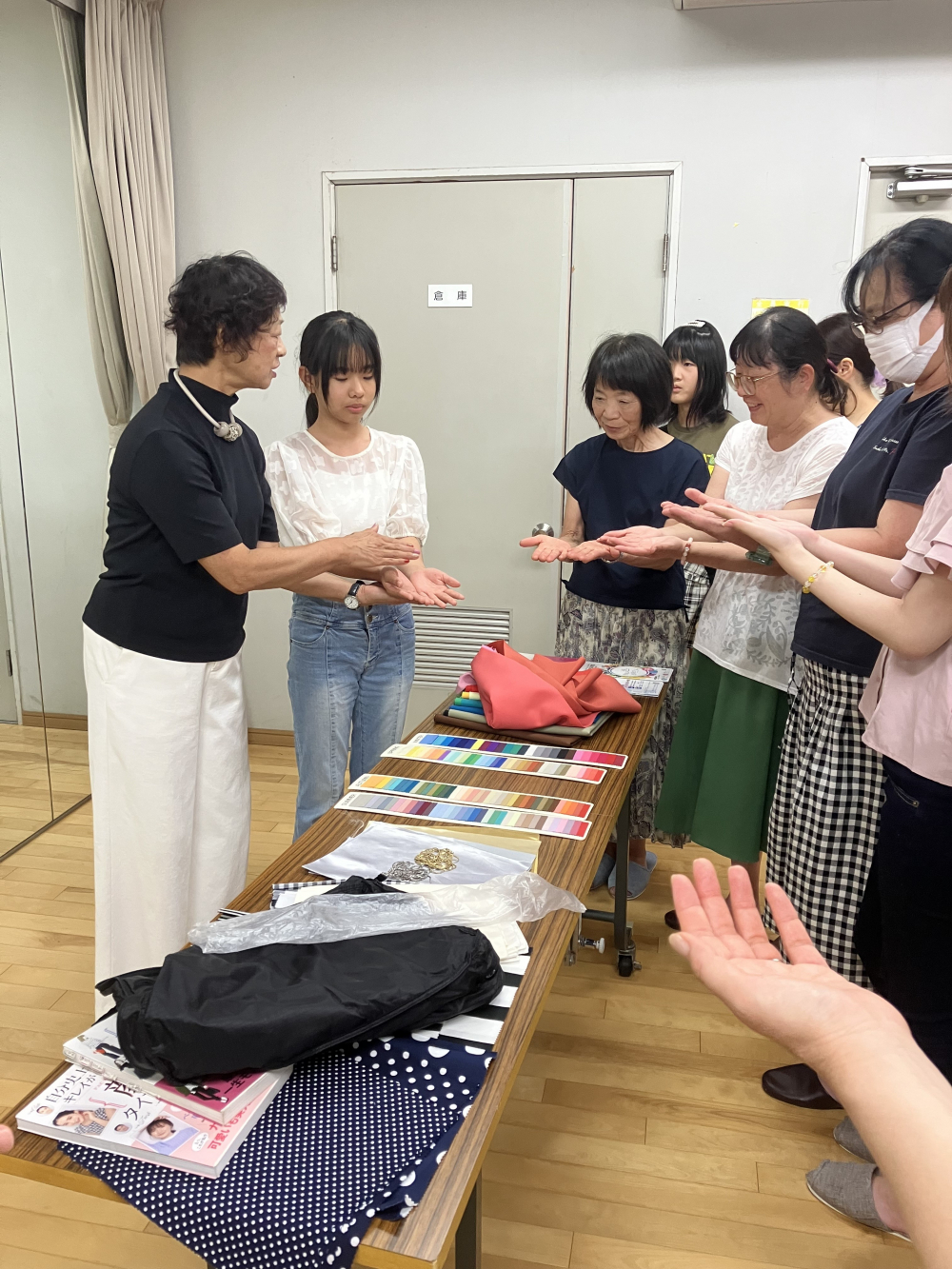 なりたい自分を演出!!　ファッション講座「顔タイプ診断」
【岡山東エリア宇野西コープ委員会】
