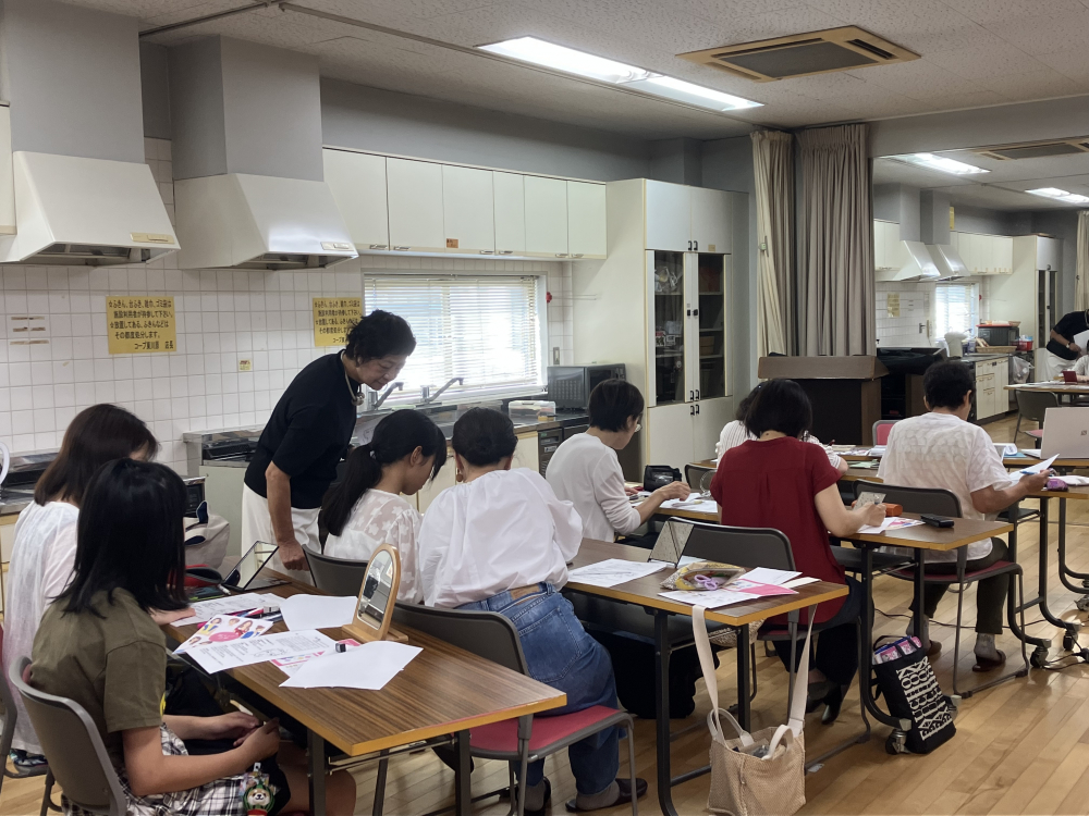 なりたい自分を演出!!　ファッション講座「顔タイプ診断」
【岡山東エリア宇野西コープ委員会】