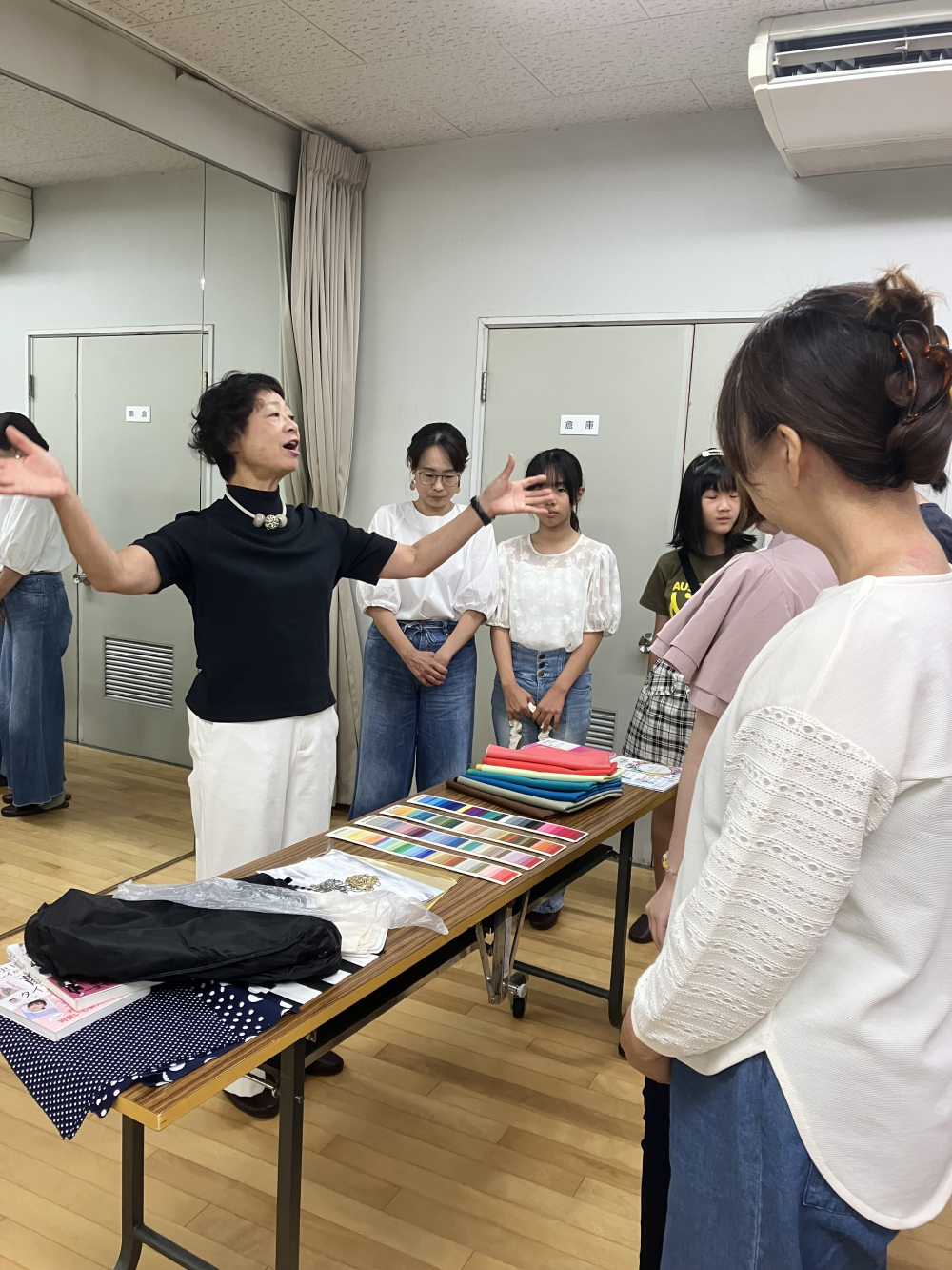 なりたい自分を演出!!　ファッション講座「顔タイプ診断」
【岡山東エリア宇野西コープ委員会】