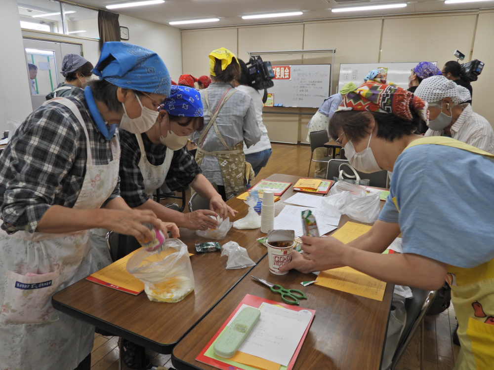 備えて安心　防災クッキング
【井笠エリアラブ♡コープ委員会】