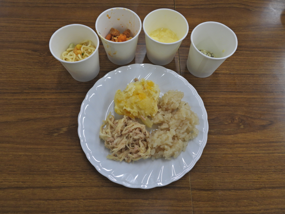 備えて安心　防災クッキング
【井笠エリアラブ♡コープ委員会】