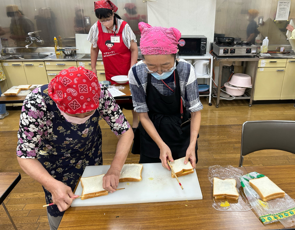 ”生協食パンセミナー!”
【井笠エリア里庄コープ委員会】