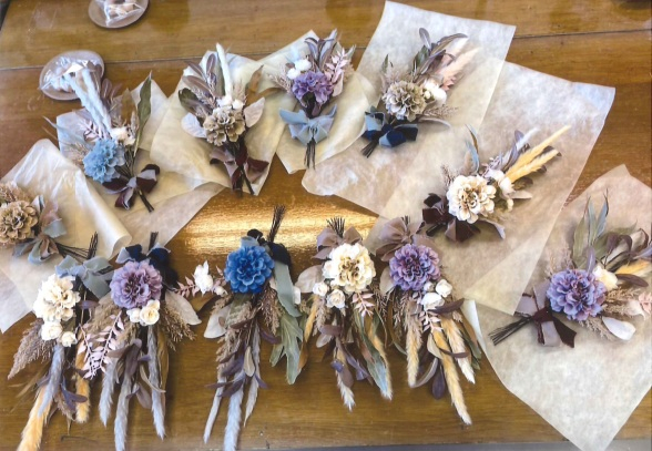 秋のスワッグ　～彩り豊かな暮らし～
【岡山東エリア香登・西鶴山コープ委員会】