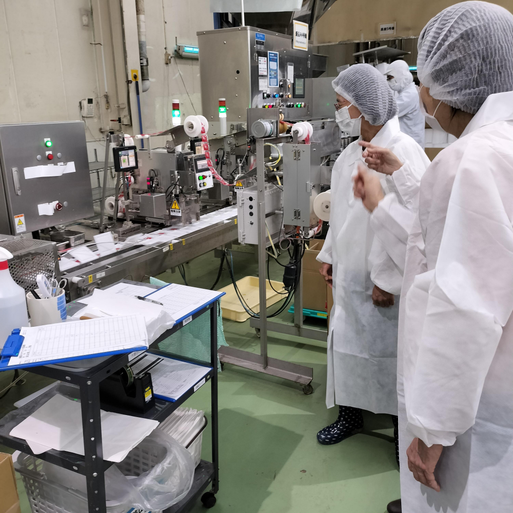 蒜山食品加工(株)工場見学
【倉敷エリア老松南コープ委員会】