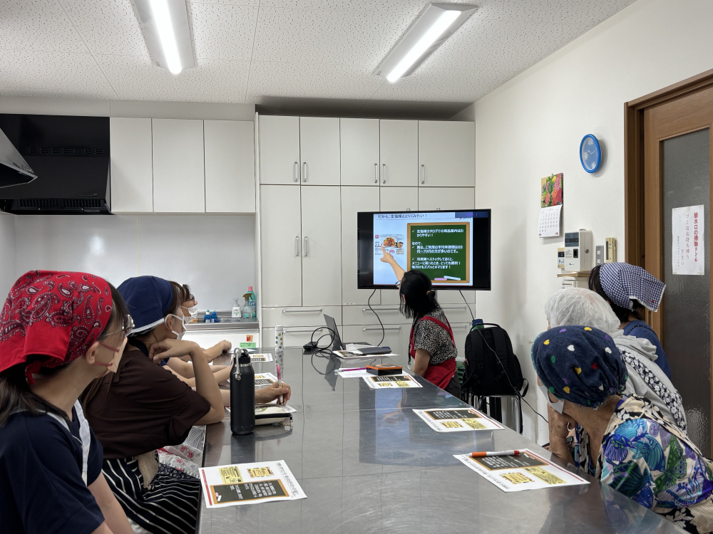 [冷凍ミールキット」をボリュームアップ!!夕食の一品に!!　　冷凍ミールキットを活用しよう!
【岡山東エリア操南コープ委員会】