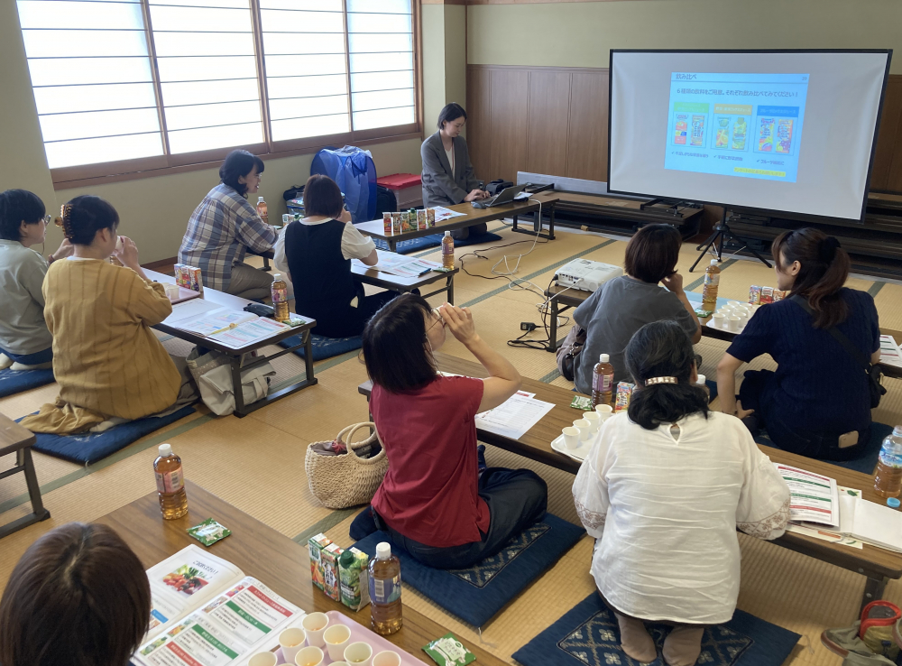 カゴメ株式会社さん　商品セミナー・商品学習会　知って納得、比べて納得!　～トマトと野菜の効用と上手な摂り方～
【岡山東エリア伊部コープ委員会】