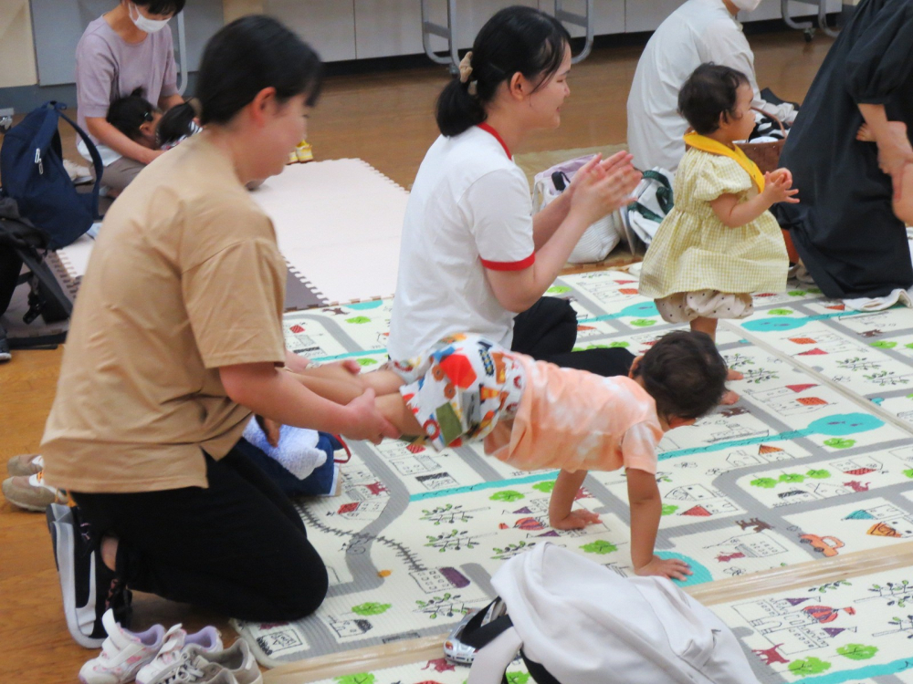 予約制子育てひろば　”親子でできる　ふれあい遊び”　～お家でできる💛親子で楽しめる♪ふれあい遊びしませんか～
【岡山西エリア子育て応援PJ】