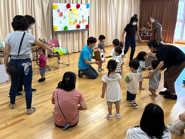 おやこdeリトミック♬　～昨年好評だった”おやこdeリトミック”を今年も開催します♪～
【岡山東エリアマミパピ委員会】