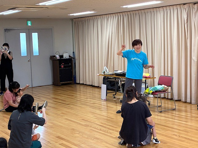 おやこdeリトミック♬　～昨年好評だった”おやこdeリトミック”を今年も開催します♪～
【岡山東エリアマミパピ委員会】