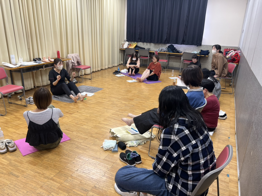 足つぼマッサージで心も体もリフレッシュ!!　-自分のからだを知って、体調を整えよう♪-
【倉敷エリア連島南コープ委員会】