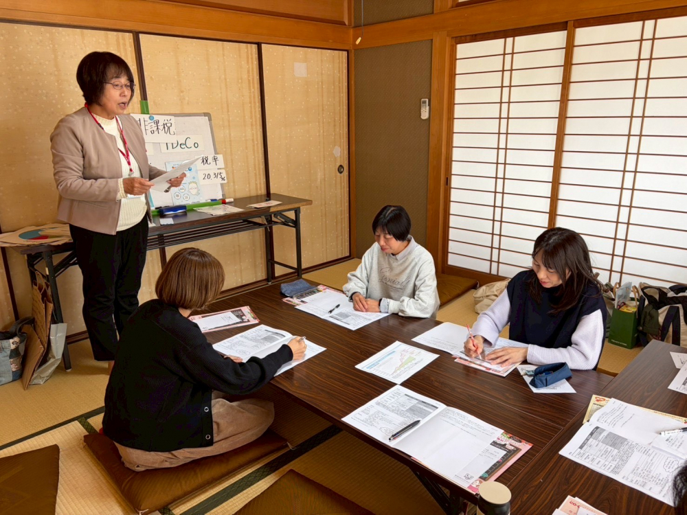 LPAによるくらしの見直し学習会　「ちょっと気になる金融の話」
【岡山西エリア芳泉北コープ委員会】