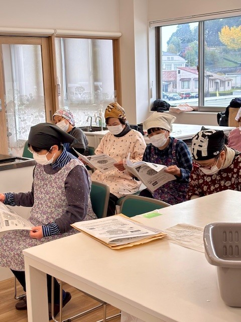 おかやま若鶏をおいしく食べよう~年末年始のおすすめ商品試食も一緒に~
【美作エリア中央コープ委員会】