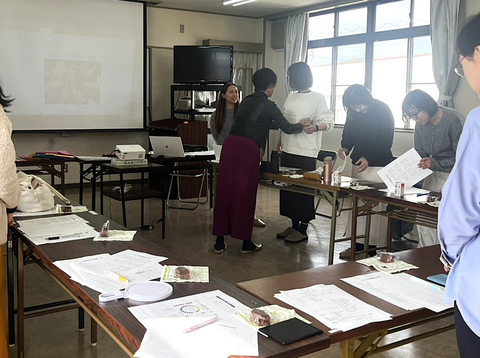 パーソナルカラー&骨格スタイル ミニ診断 ～服選びが劇的に変わる～
【岡山西エリア横井コープ委員会】