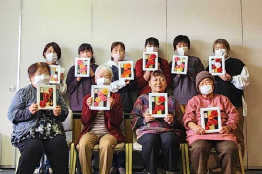 卓上サイズ 迎春飾りを作ろう ~手づくりの卓上飾りで新年を迎えませんか?~
【美作エリア久米南コープ委員会】