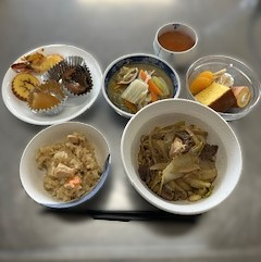 コープ商品でクリスマスケーキを作ろう! & 年末おすすめ商品を試食しよう!
【美作エリア奈義コープ委員会】