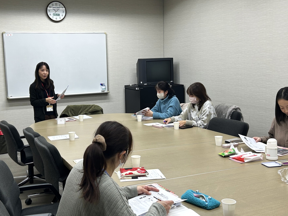 ライフプランアドバイザーから学ぶ　～奨学金もわかる、夢をはぐくむ教育資金の作り方　学習会&茶話会～
【岡山西エリア平福コープ委員会】