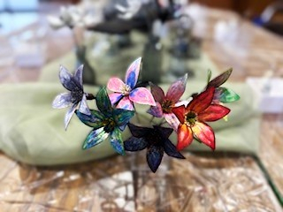 アルコールインクアートでペーパーフラワーを作ってみよう!　～世界でひとつだけの花を作りましょう♪～
【美作エリア一宮コープ委員会】