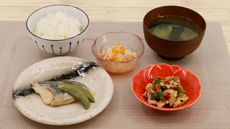 カロリー1600調整食